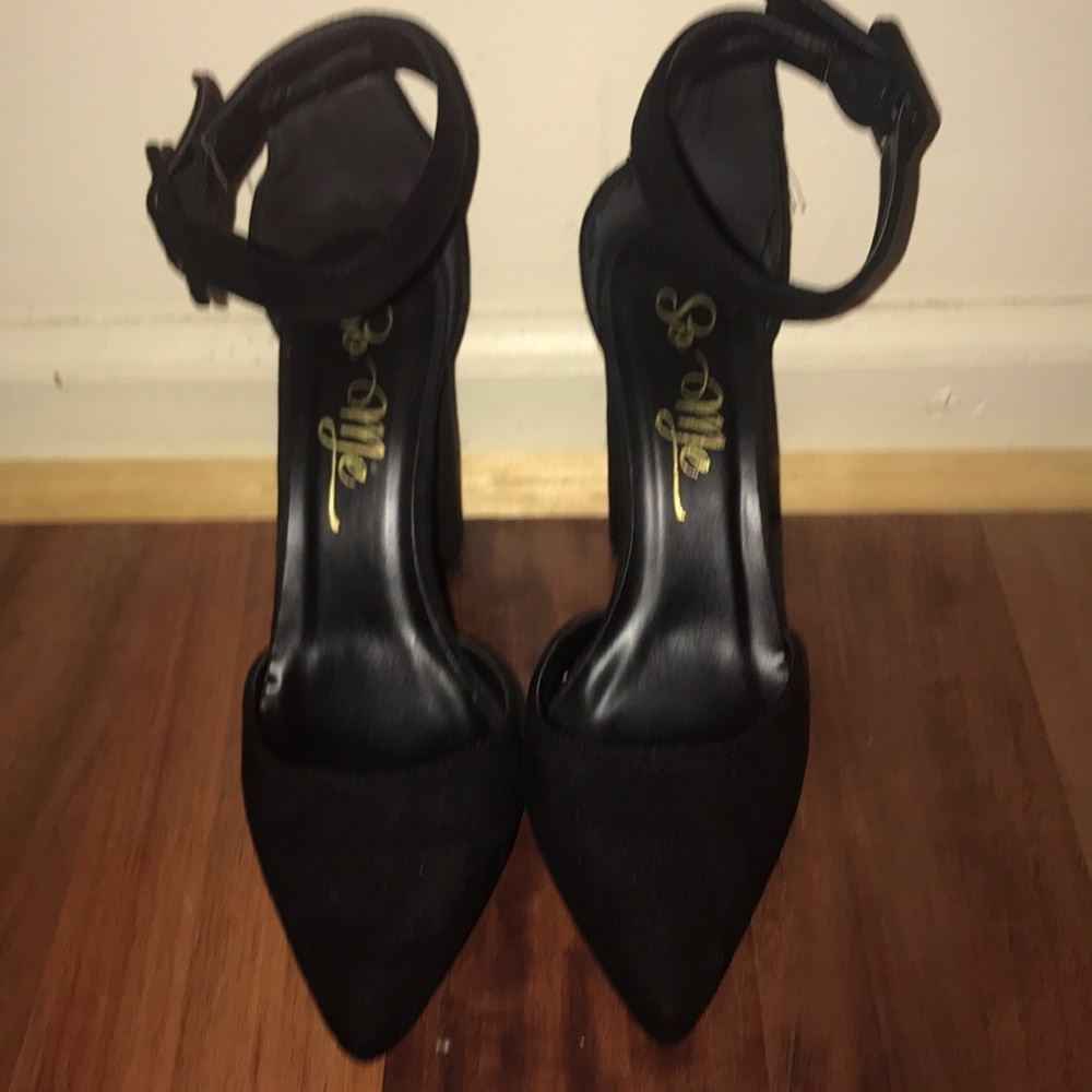 Nice Pair Barely Worn Block Heels - image 1